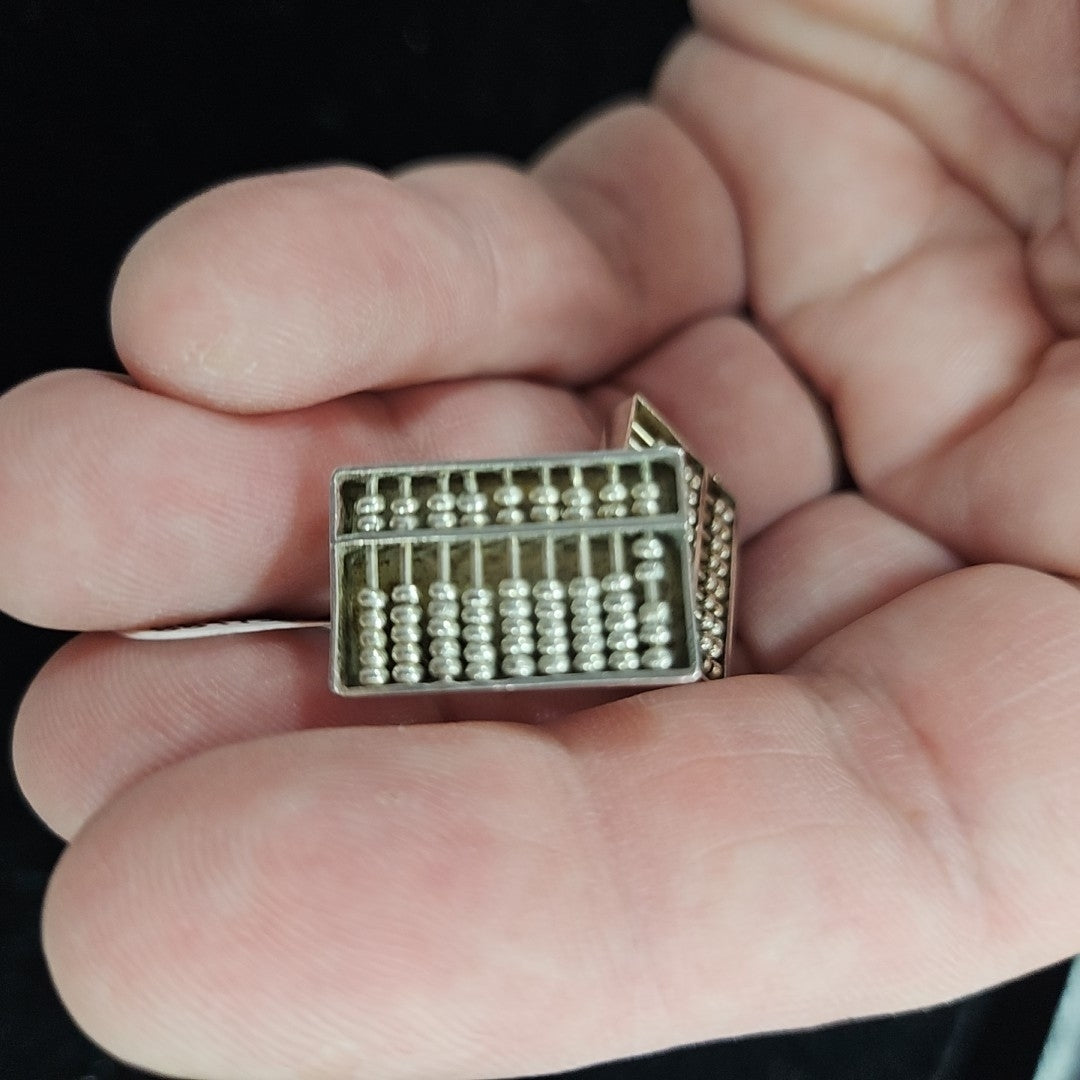 Cufflinks