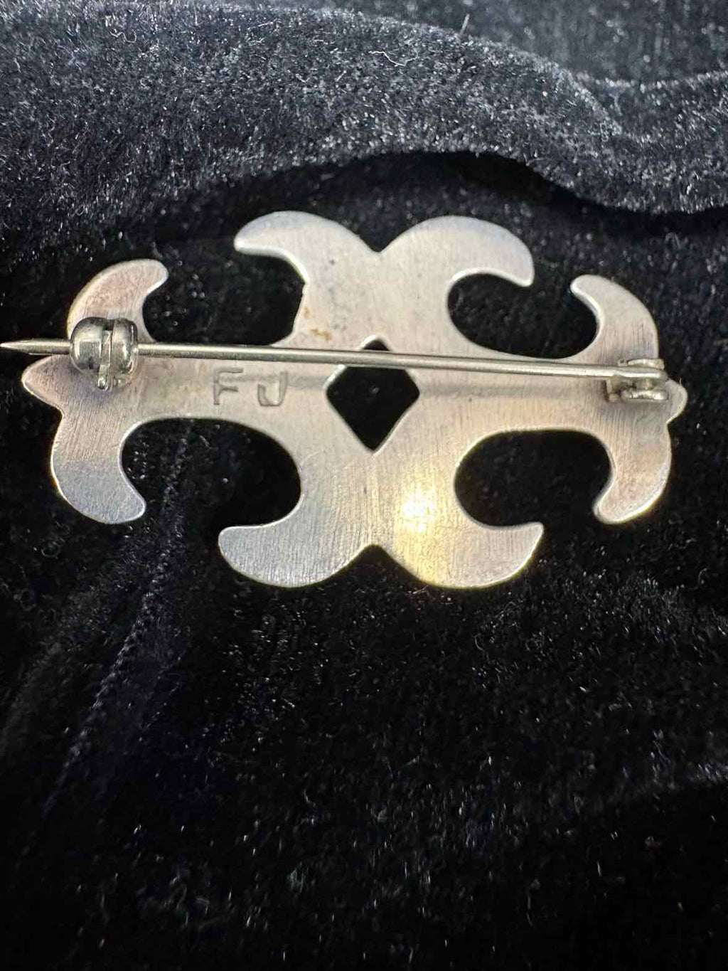 Pin