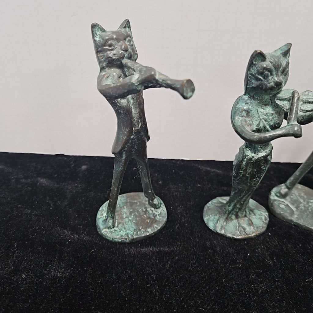 Figurine