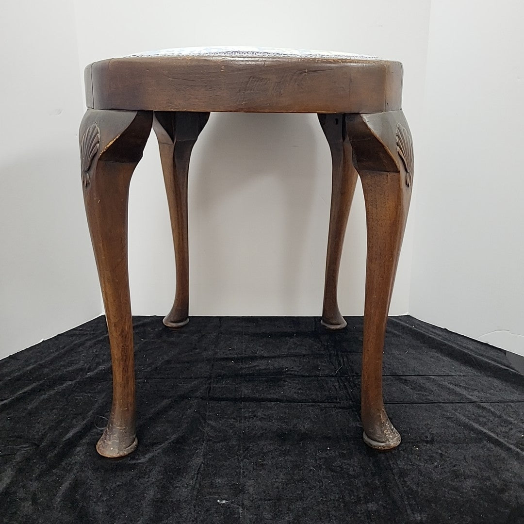 Vanity Bench