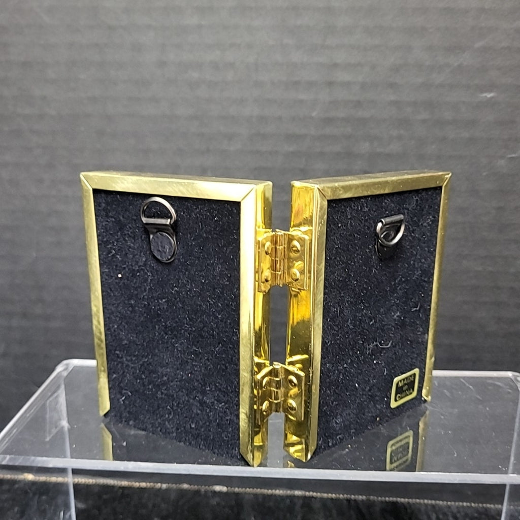 Malden Frame