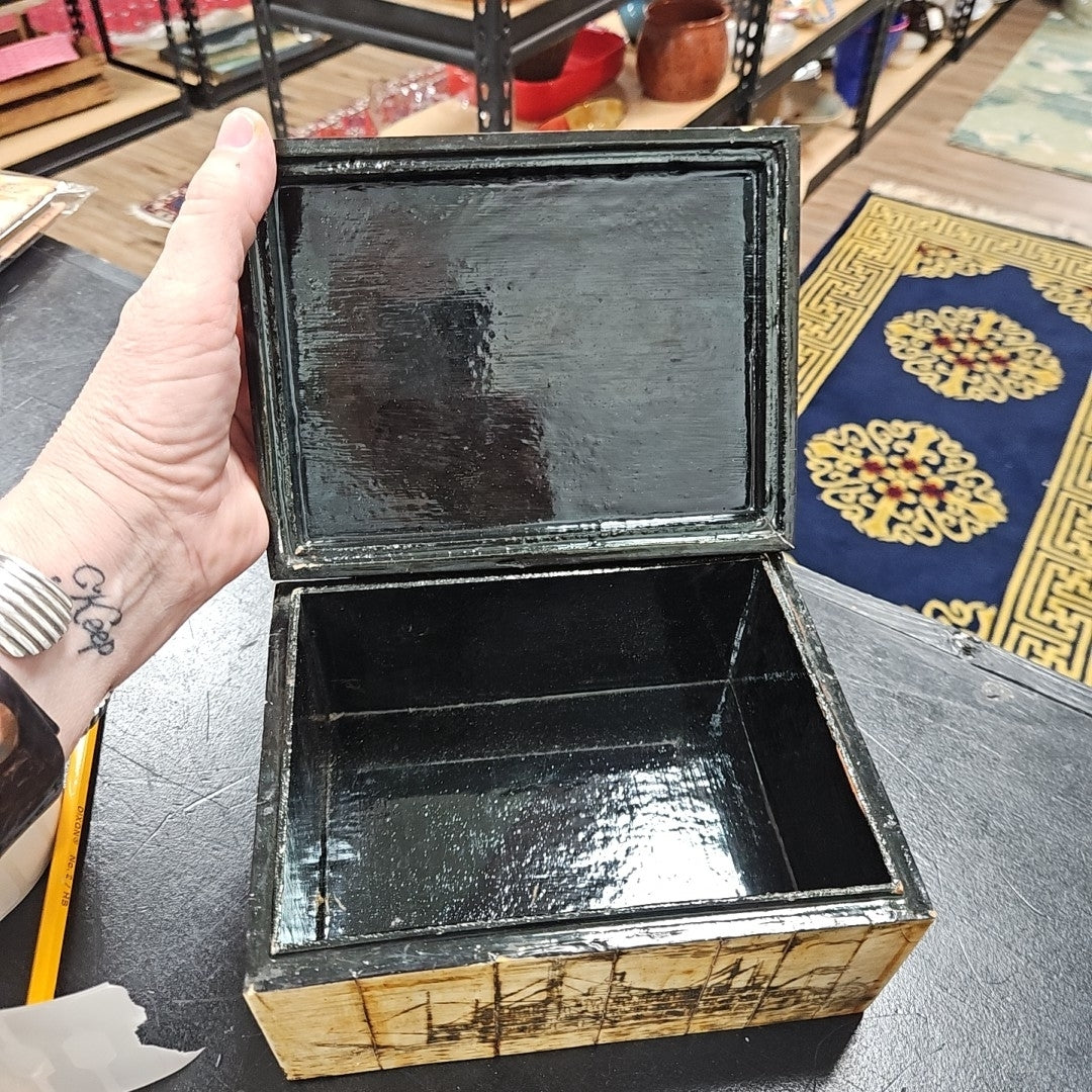 Pier 1 Lidded Box