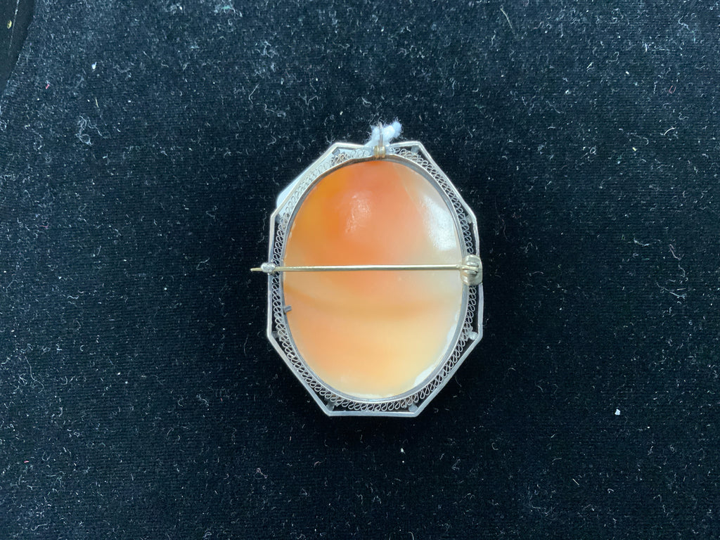 Cano Brooch
