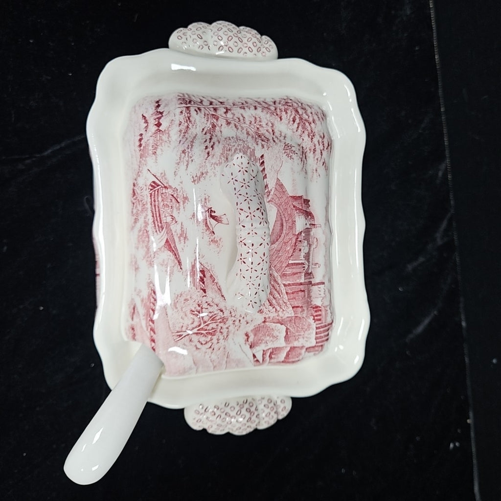 Tureen
