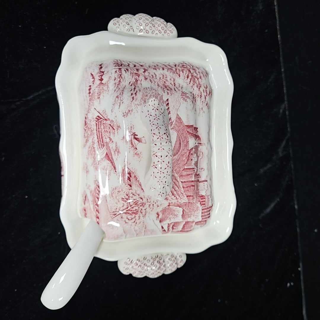 Tureen