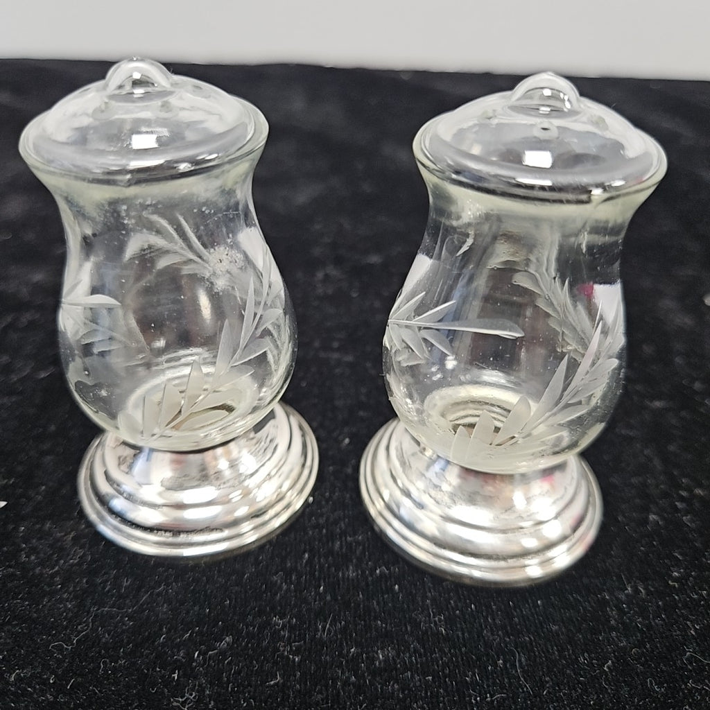 Quaker Silver Co. Salt & Pepper