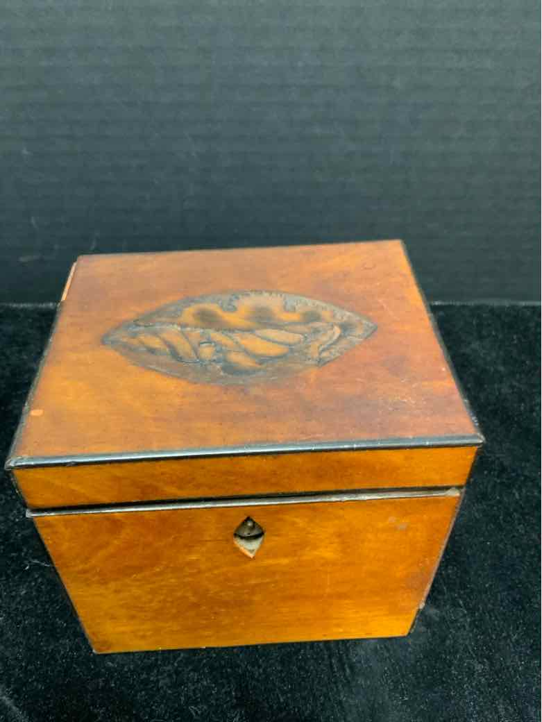 Hinged Box