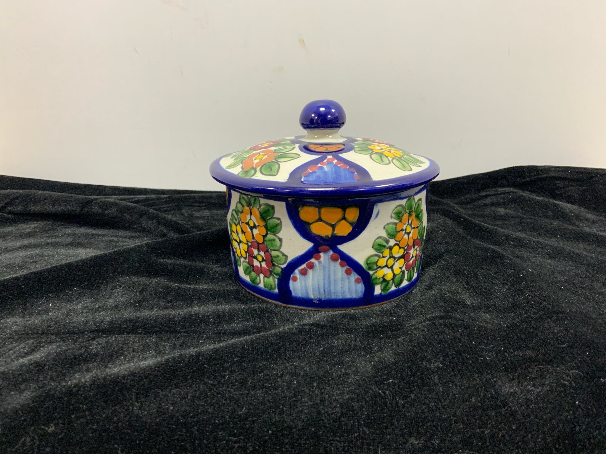 Dresser Box