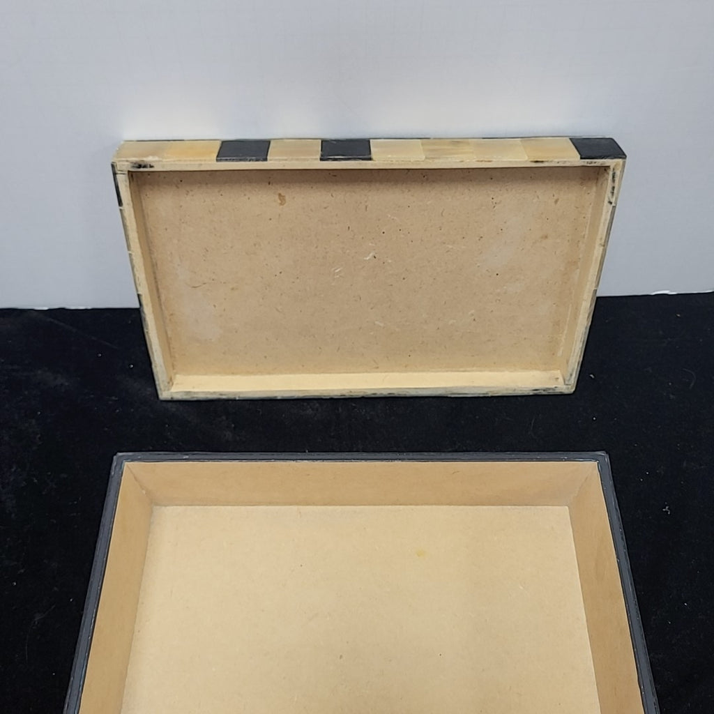 Lidded Box