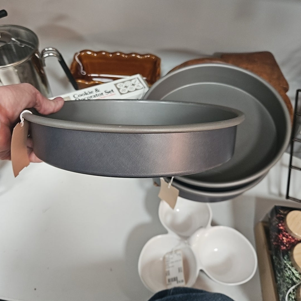 Williams Sonoma Cake Pan