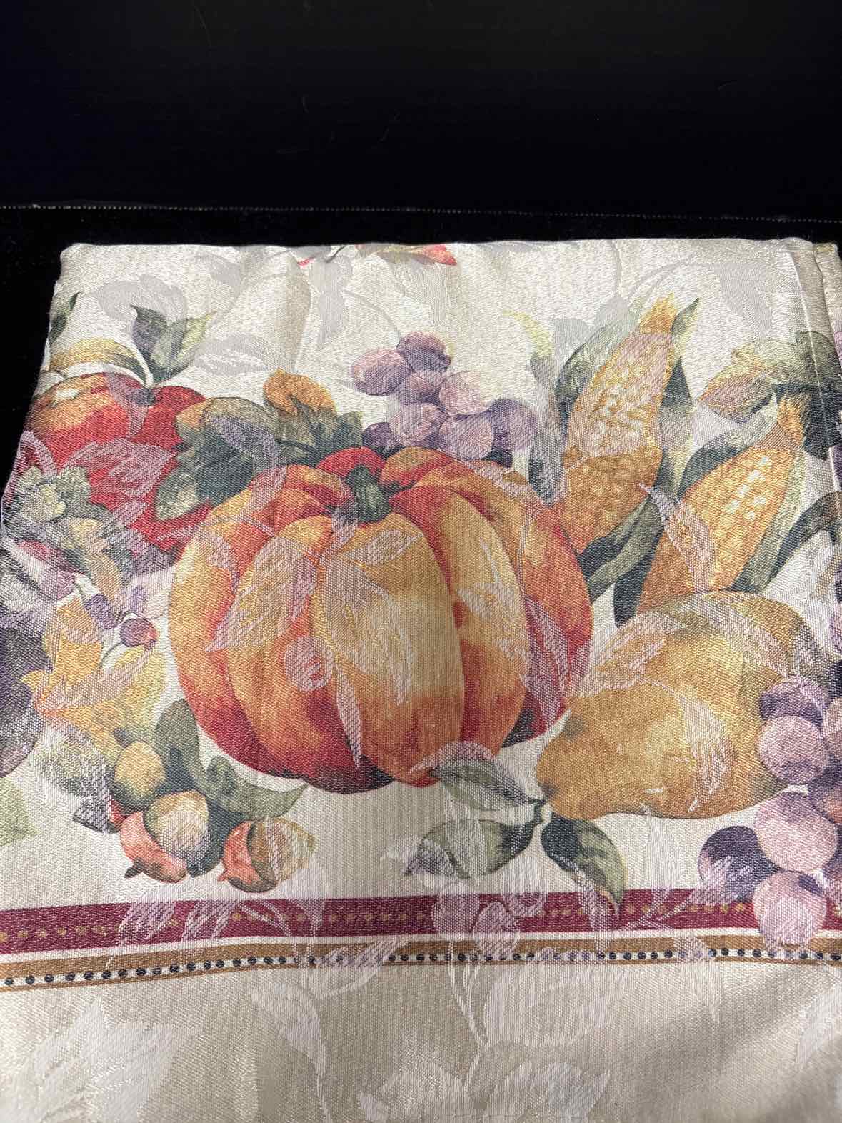 Tablecloth