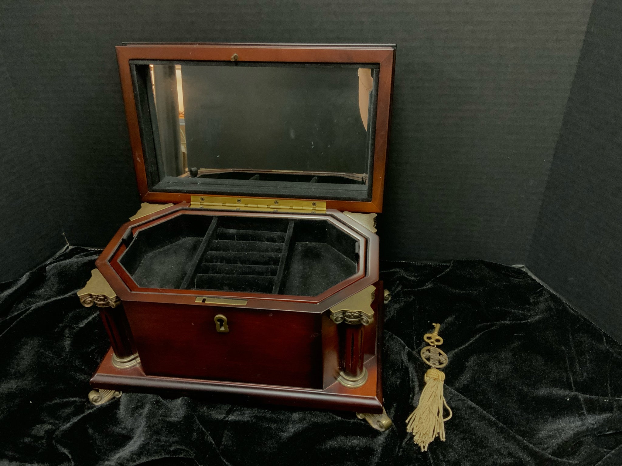 Bombay Jewelry Box