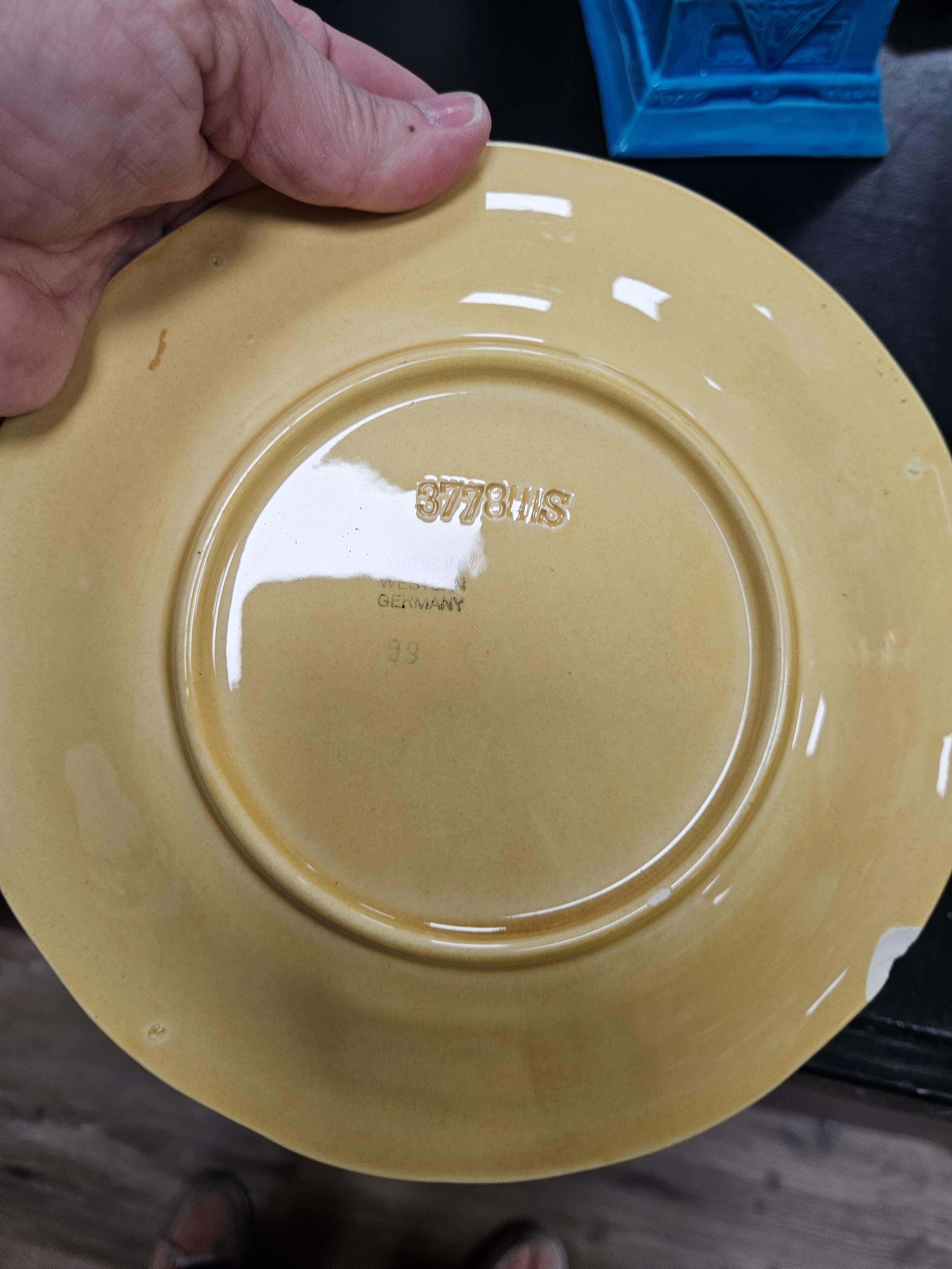 Plate