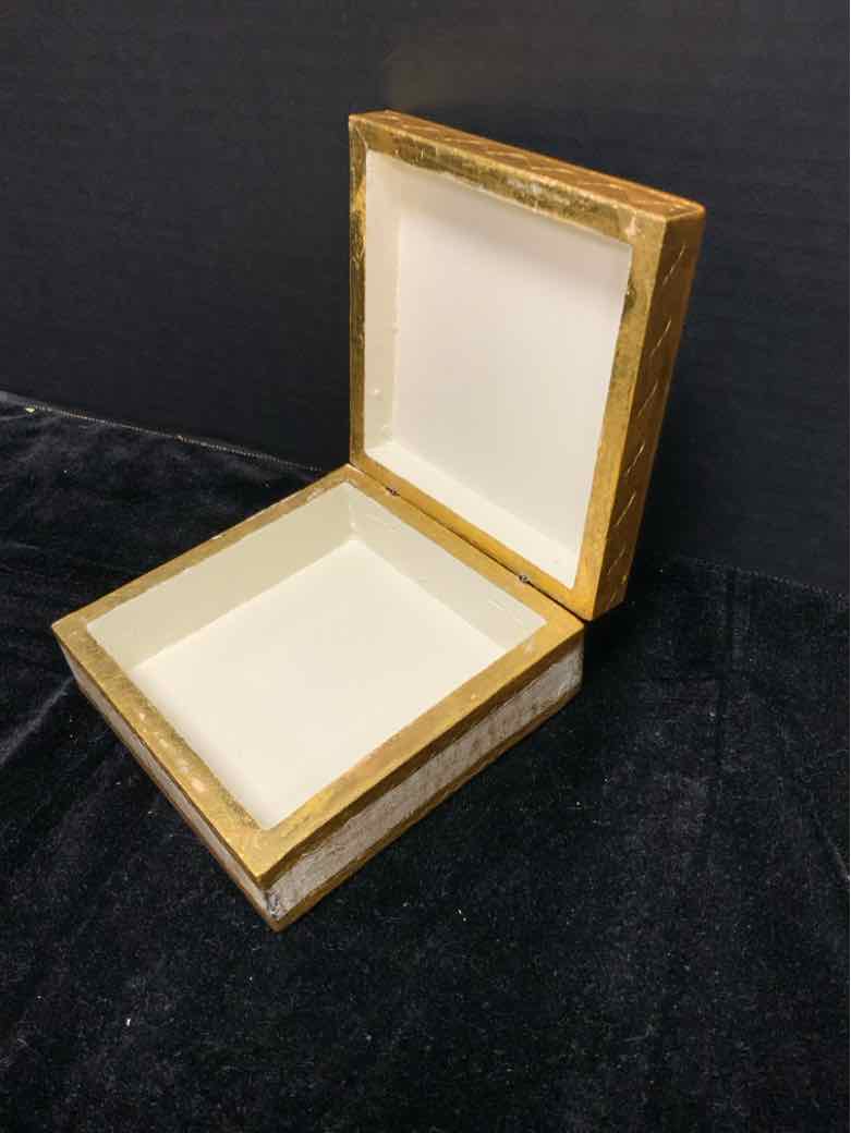 Hinged Box