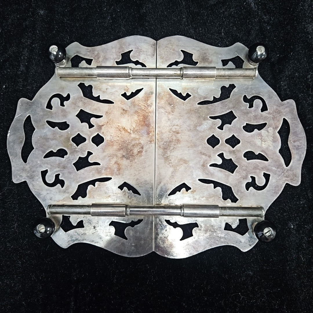 Crescent Trivet
