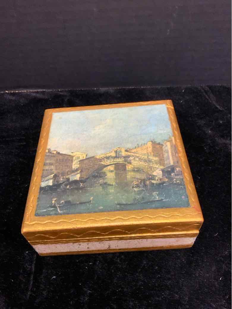 Hinged Box