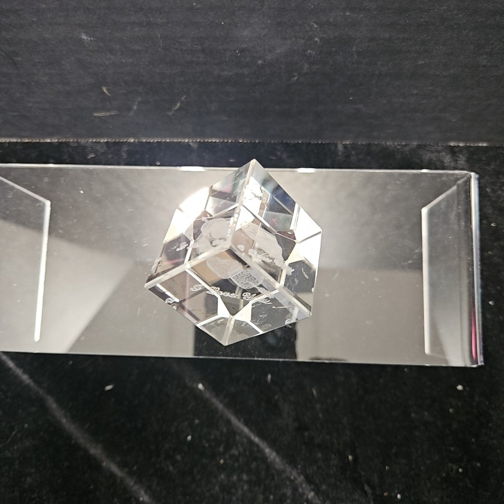Paperweight