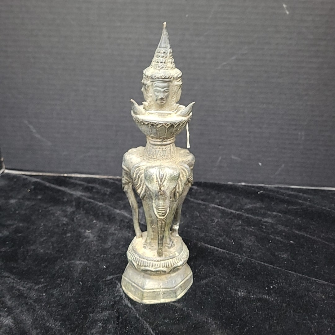 Statue