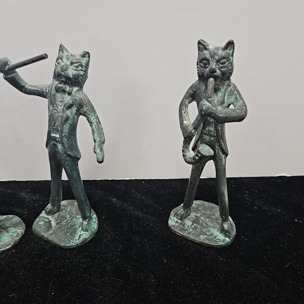 Figurine
