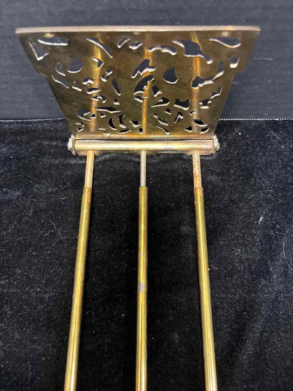Expandable Bookends