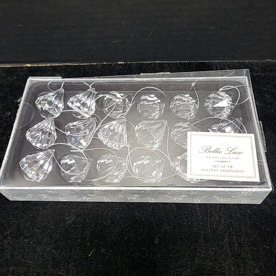 Bella Lux Ornament Set