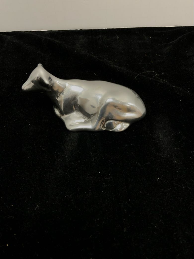 Hoselton Sculpture Paperweight