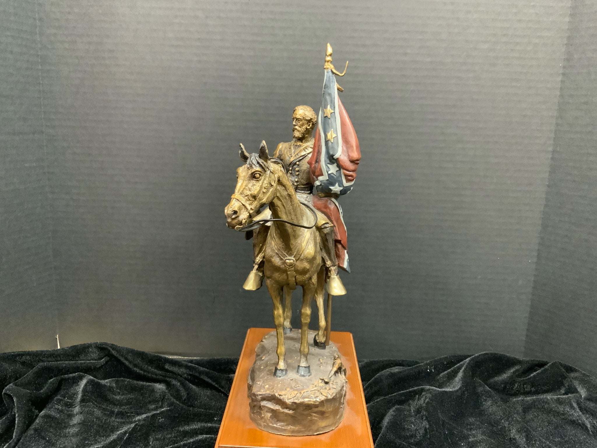 Franklin Mint Sculpture