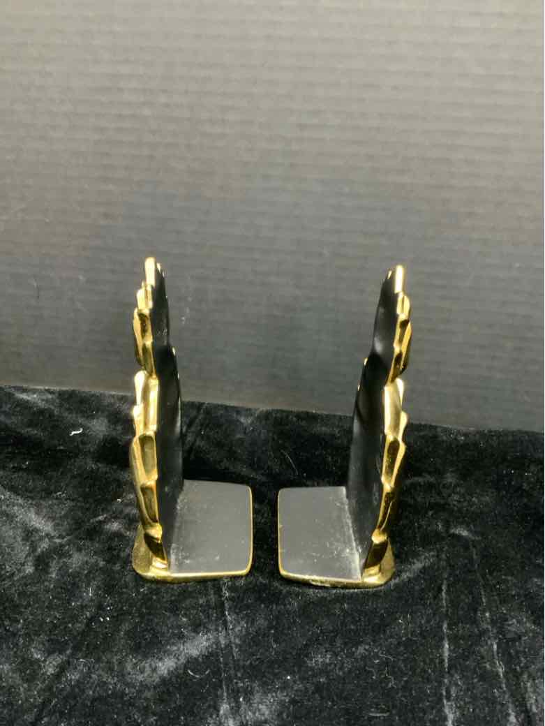 VM Bookend