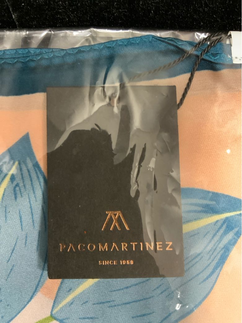 Paco Martinez Scarf