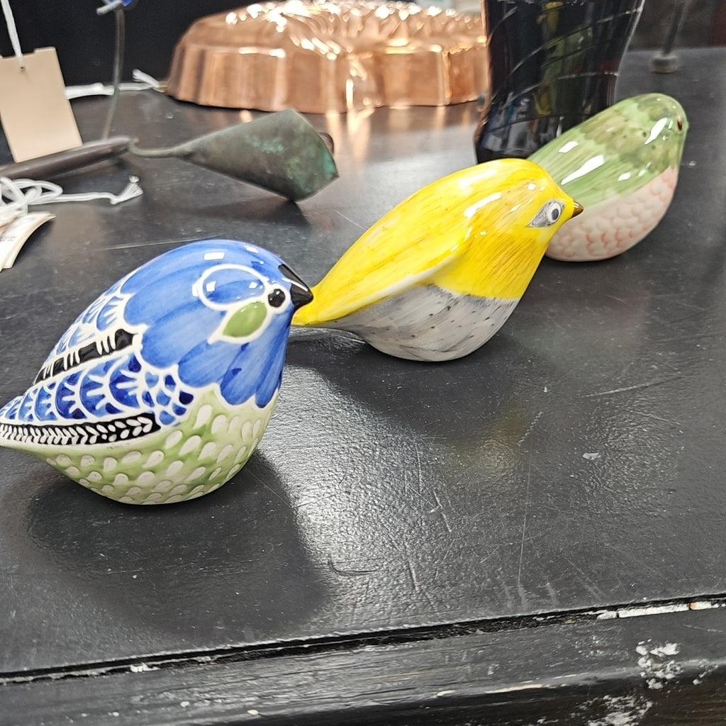Figurines