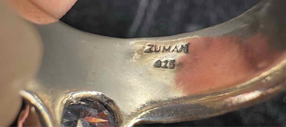Zuman Ring