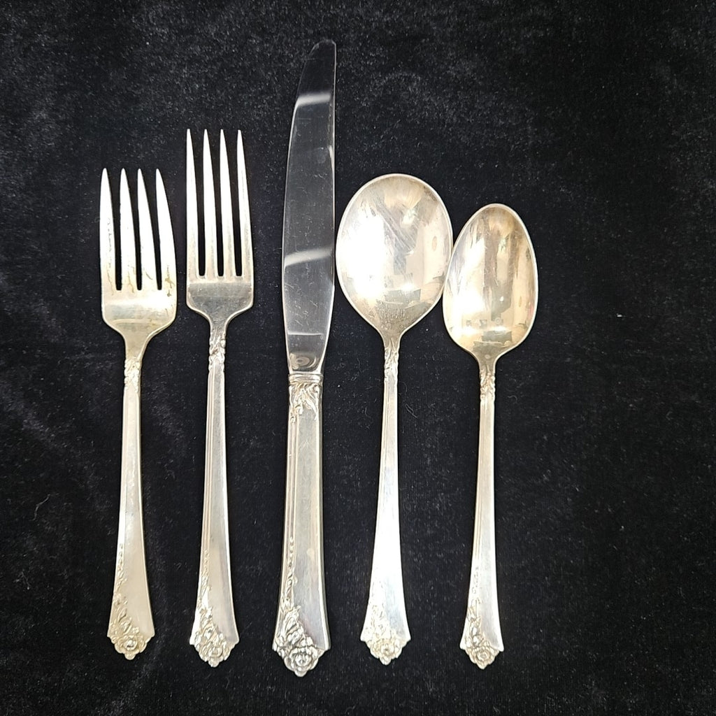 Oneida 5-Piece Place Setting