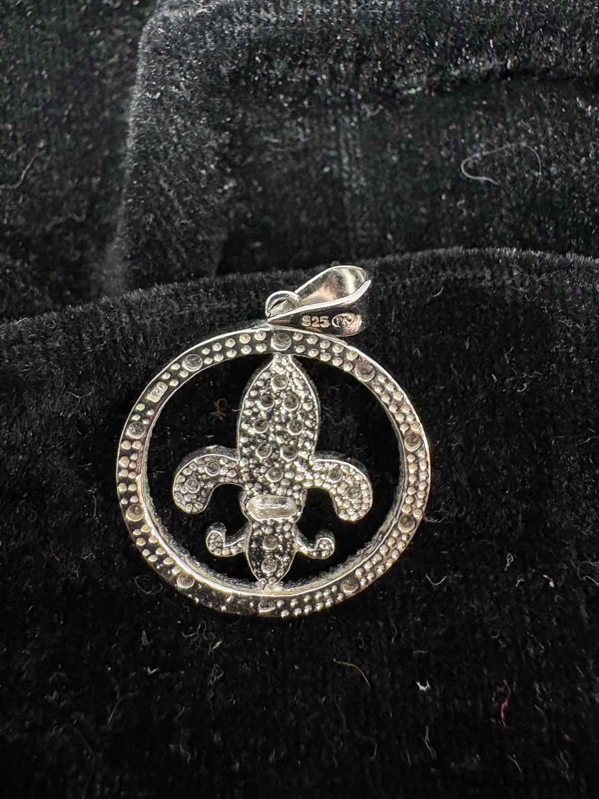 Pendant