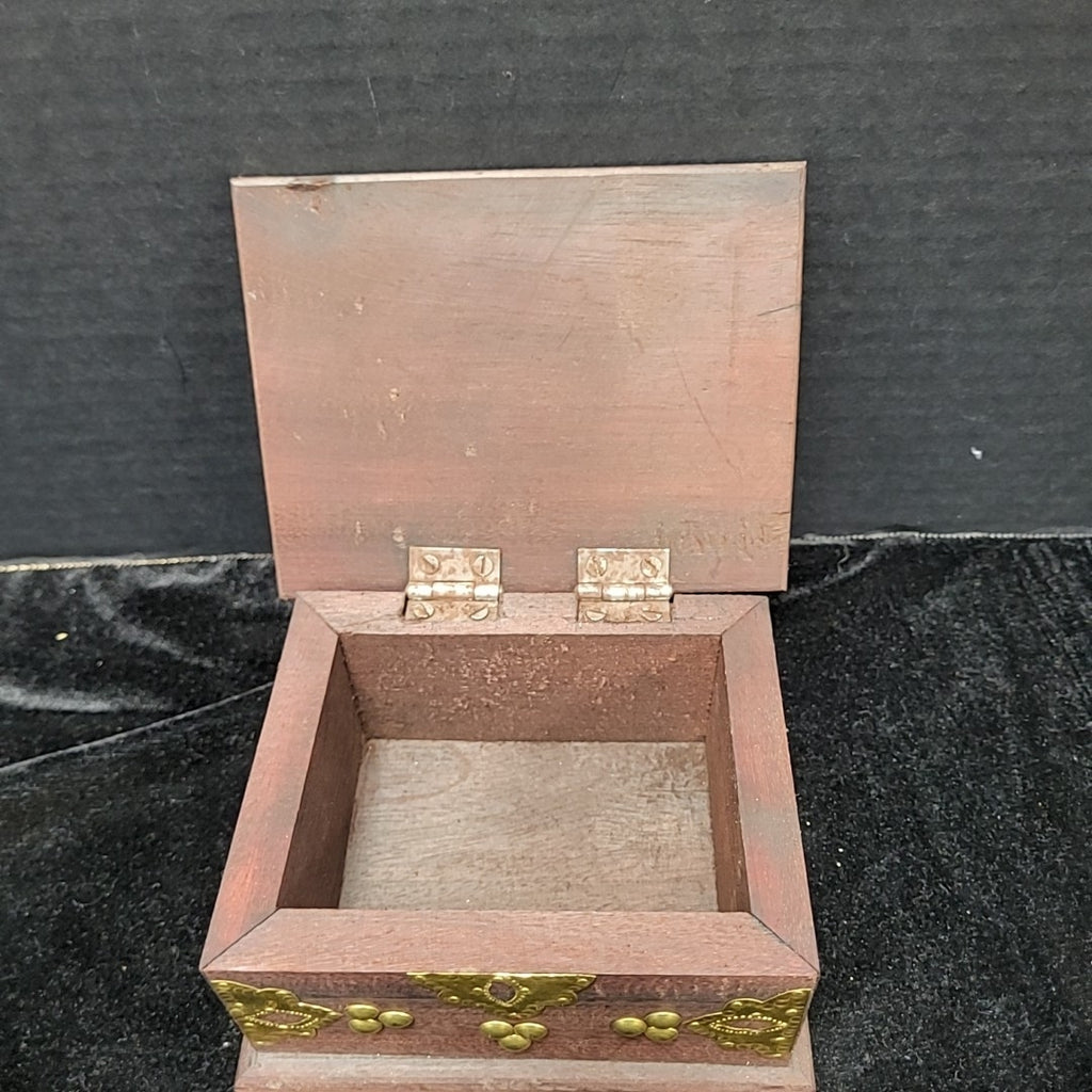 Hinged Box