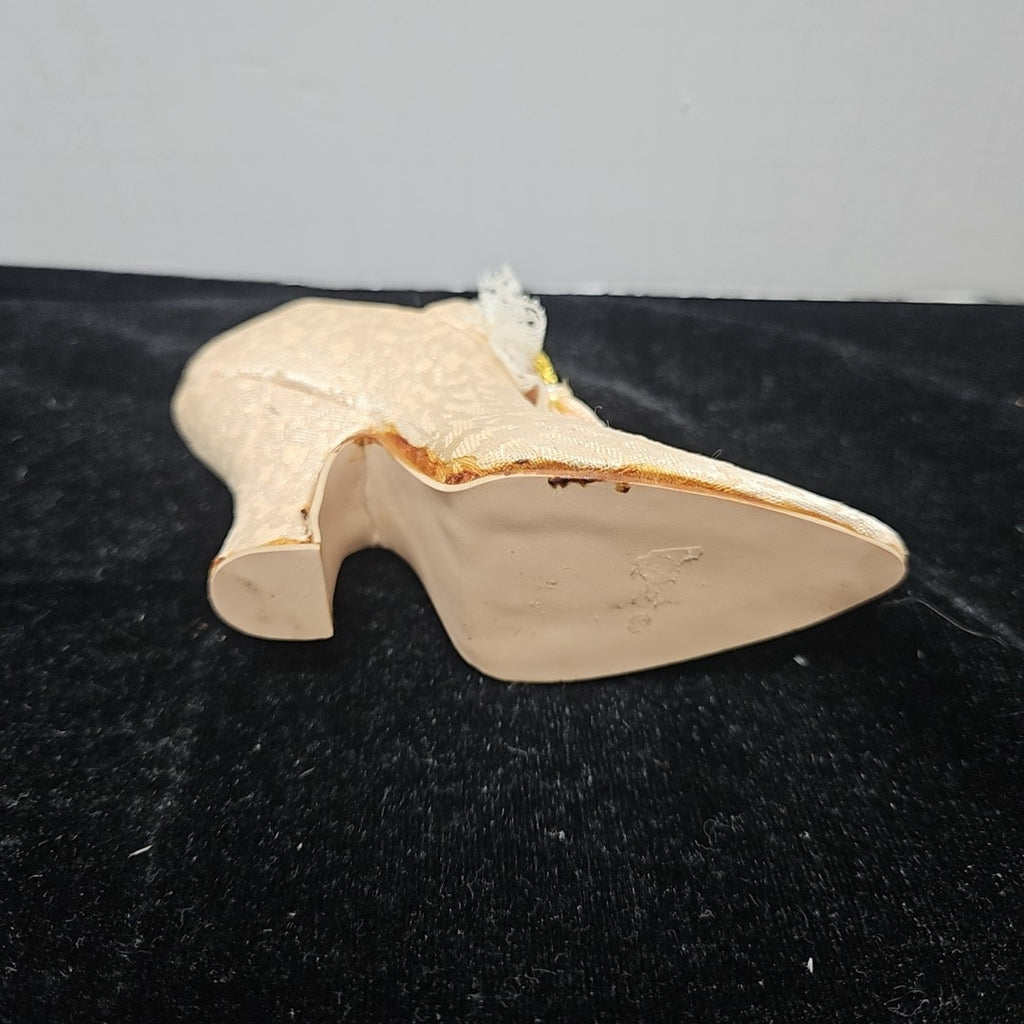 Popular Imports Figurine
