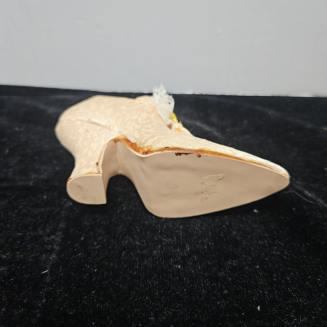 Popular Imports Figurine