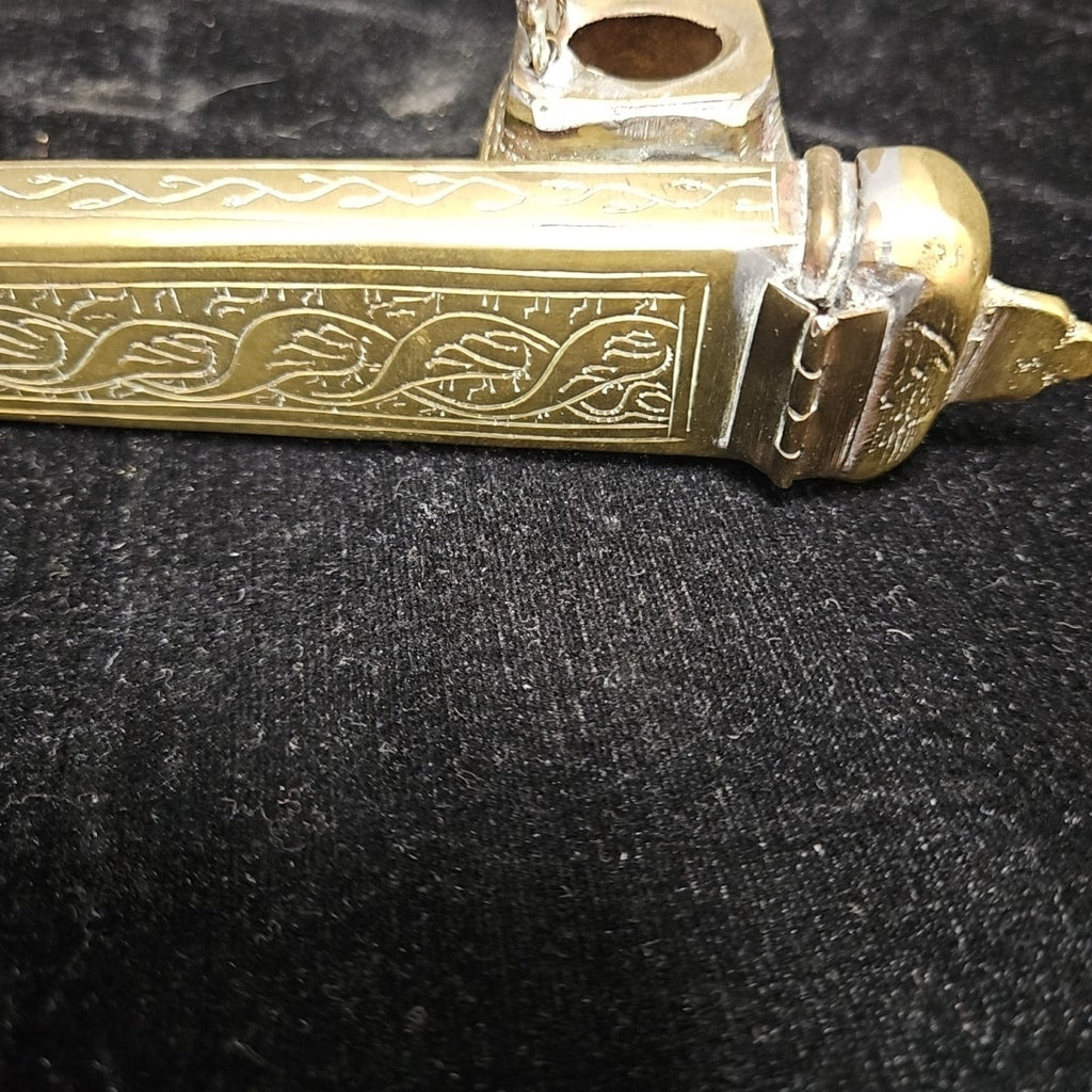 Quill Holder