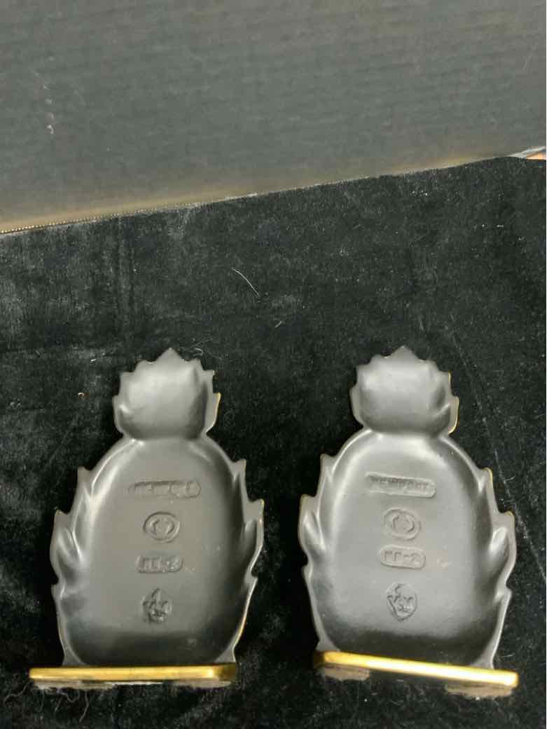 VM Bookend