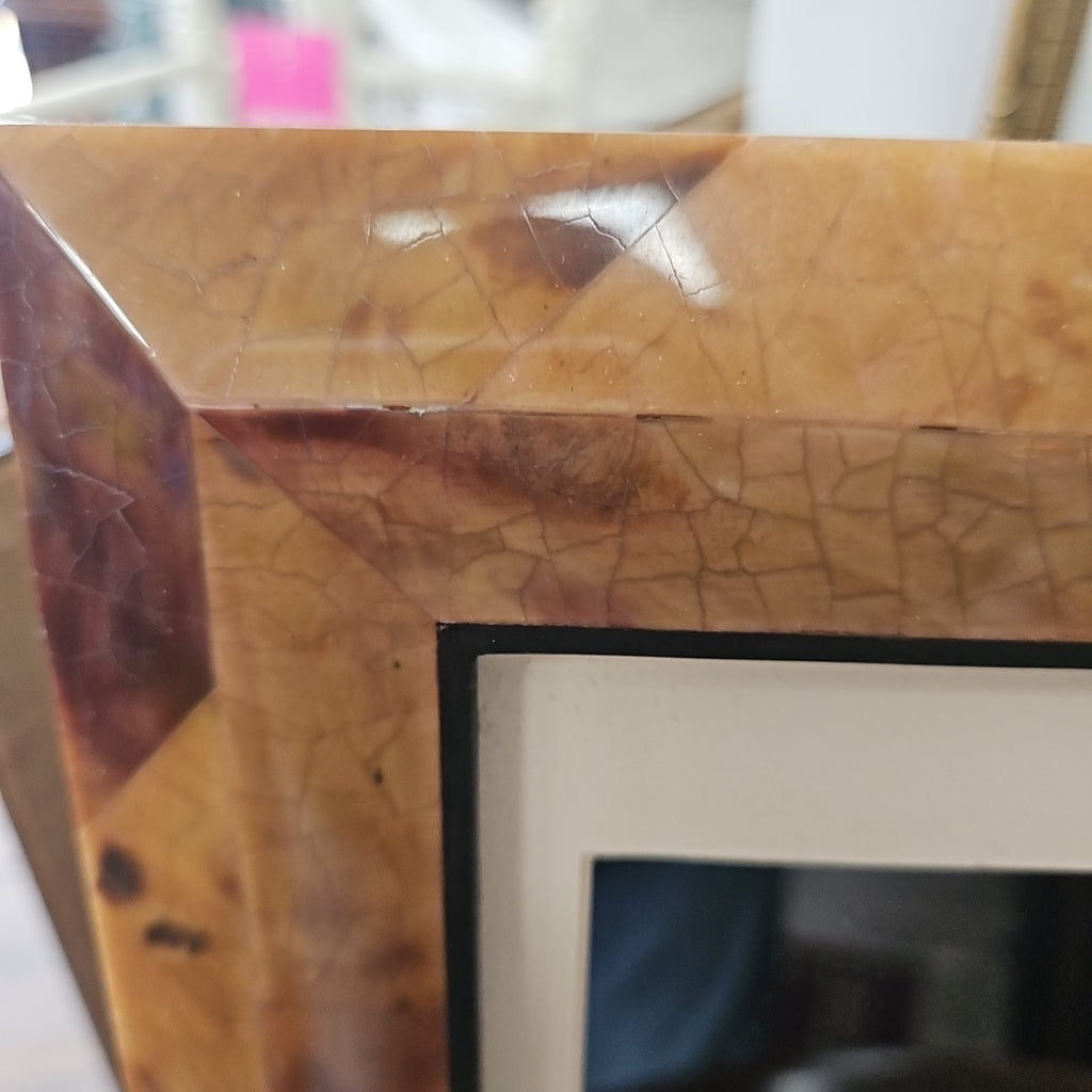 R&Y Augousti Frame