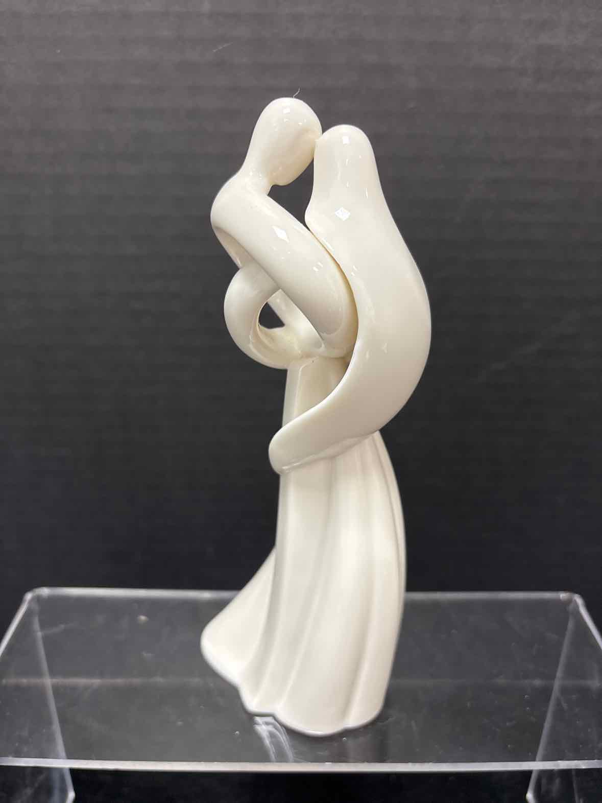 Kim Laurence Figurine