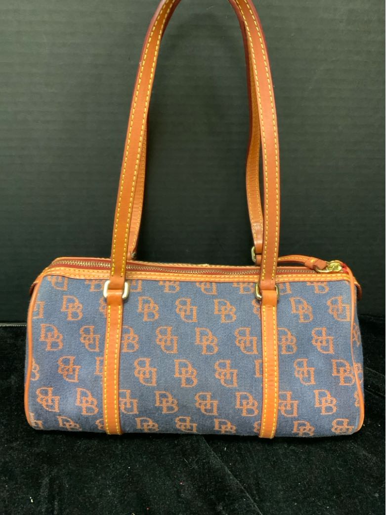 Dooney & Bourke Handbag