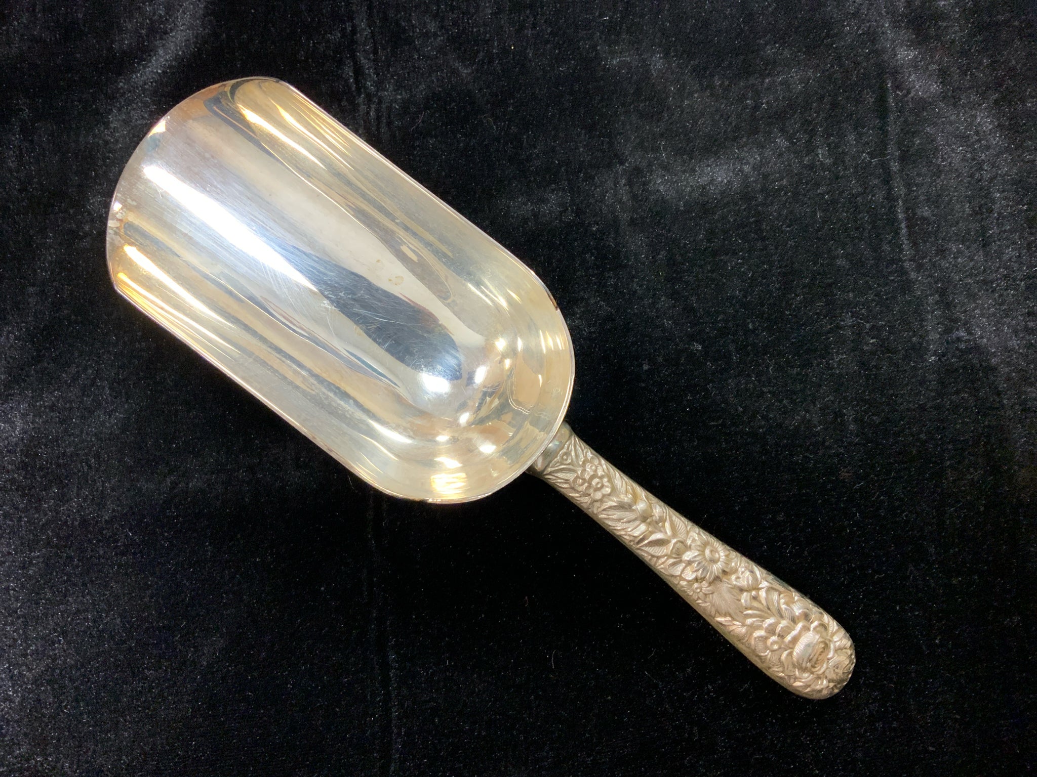 Kirk Stieff Ice Scoop