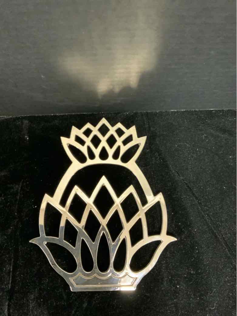 Trivet