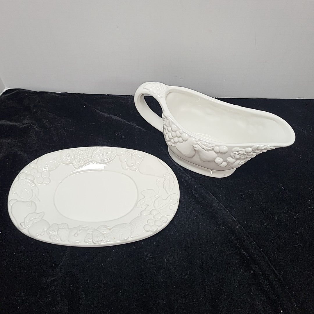 Gibson Gravy Boat