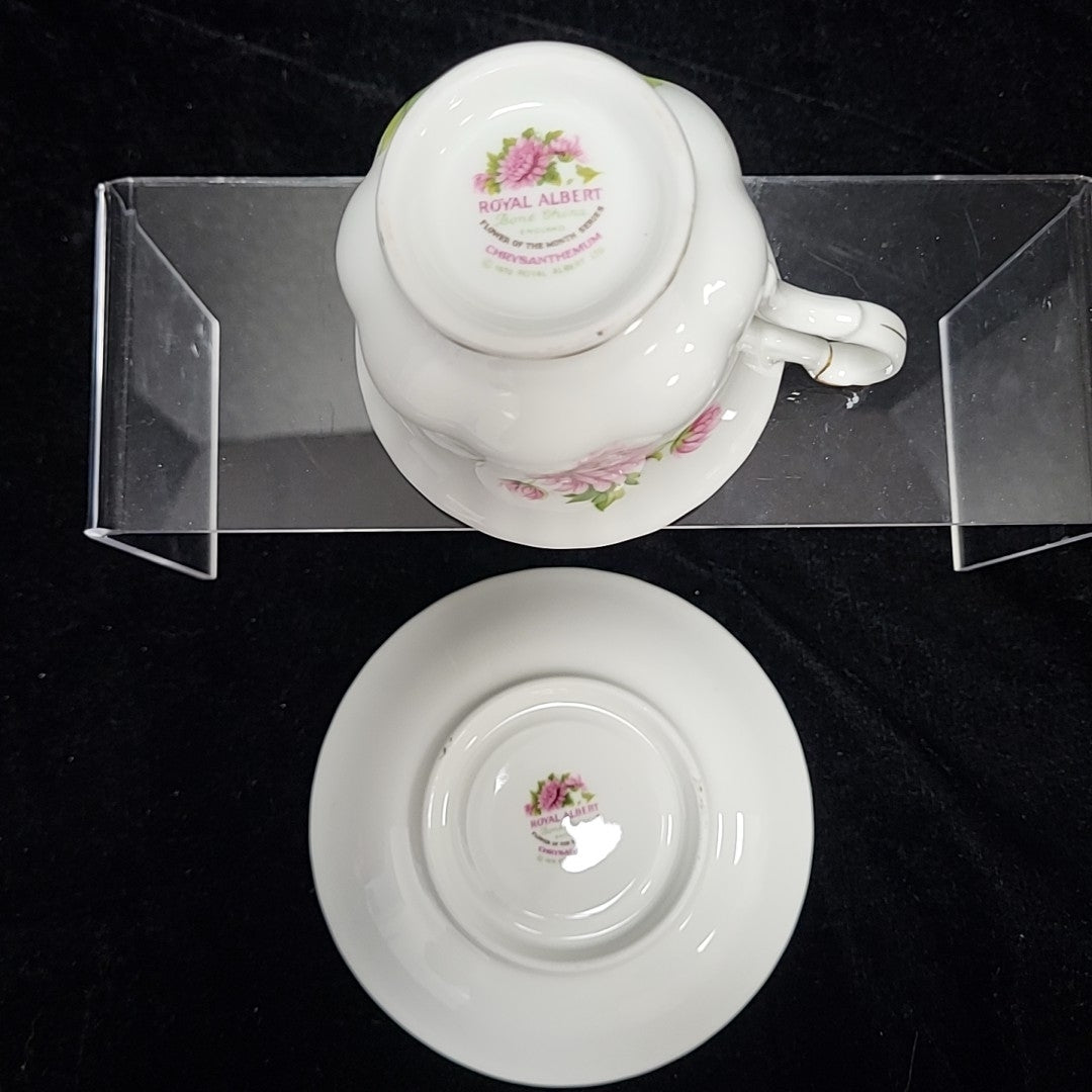 Royal Albert Teacup/Saucer