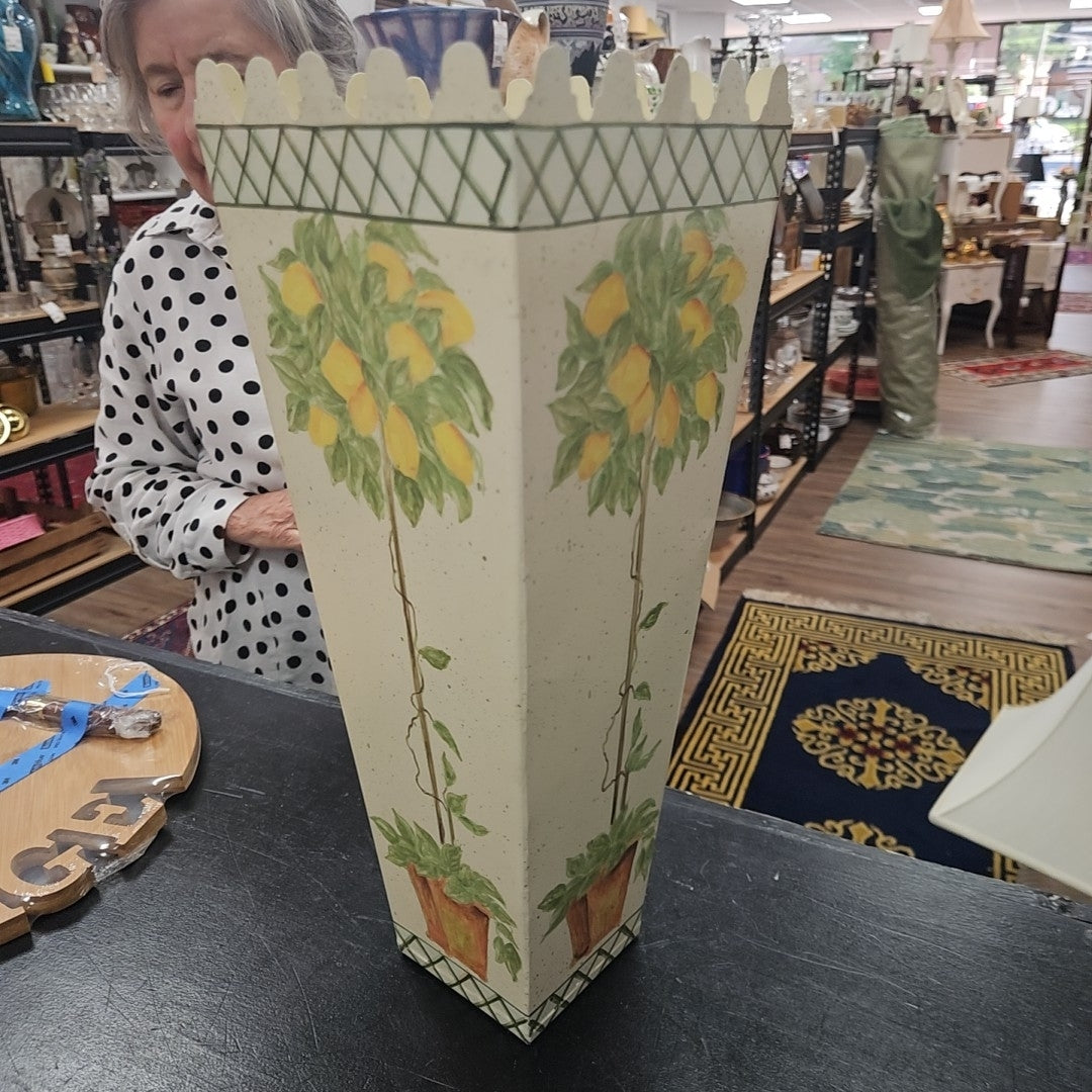 Colonial Accents Planter