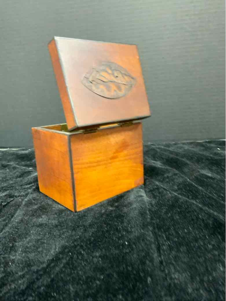 Hinged Box