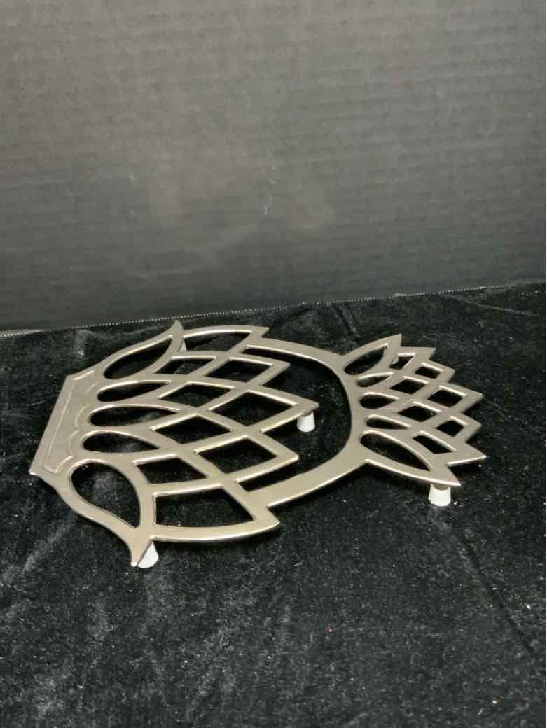 Trivet