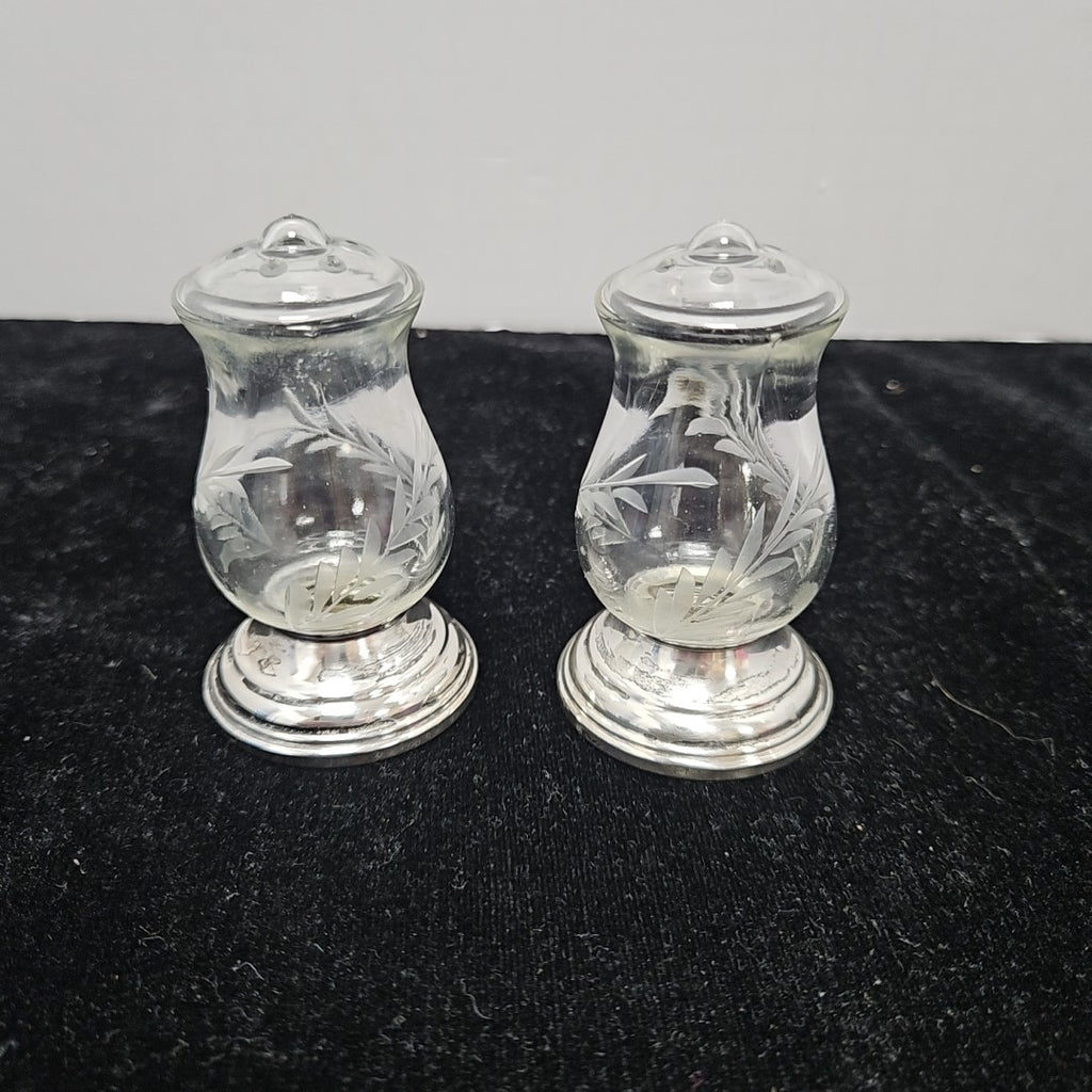 Quaker Silver Co. Salt & Pepper