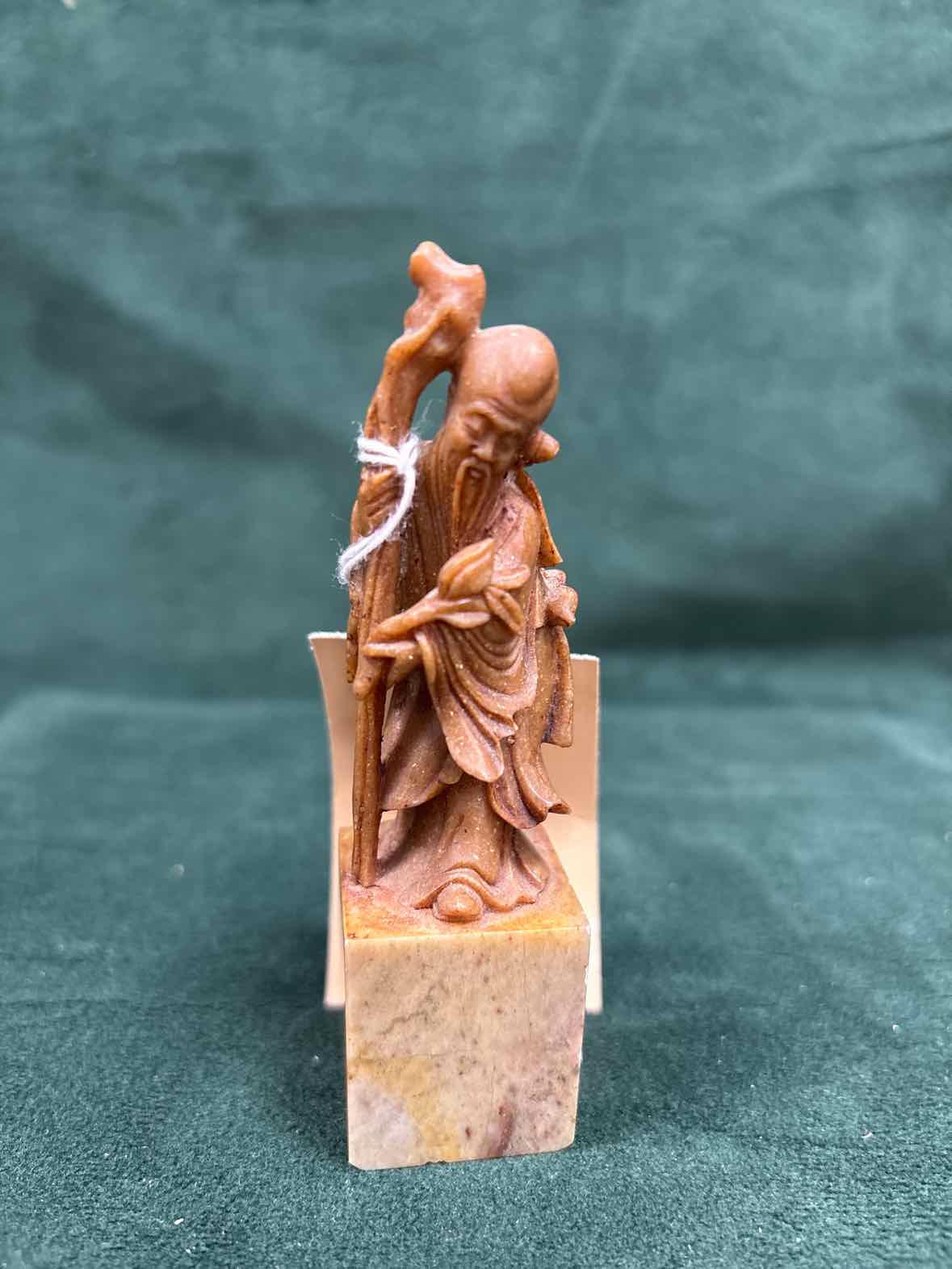 Figurine